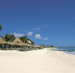 Belle Mare Plage, Poste de Flacq